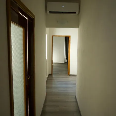 La Torre Guelfa إيغليزياس